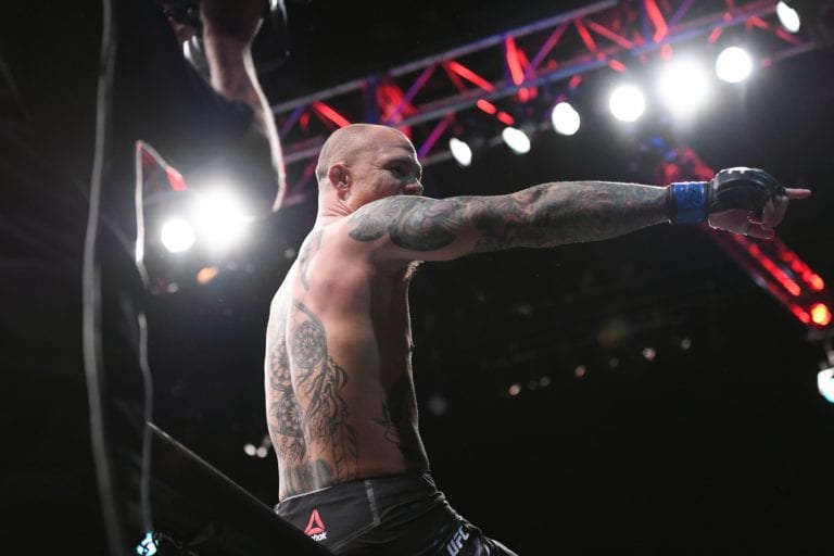 Anthony Smith Accuses Cormier Of Holding Up LHW Division