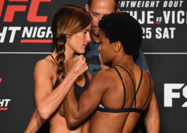 Cortney Casey Edges Angela Hill In Close Battle