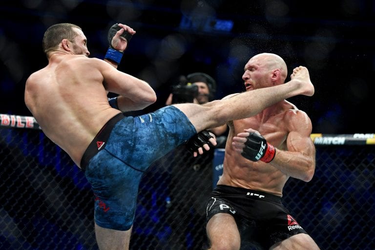 Highlights: Monster Head Kick Knockout Starts UFC 229 Prelims