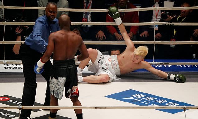 Video: Floyd Mayweather Smashes Tenshin Nasukawa At RIZIN 14