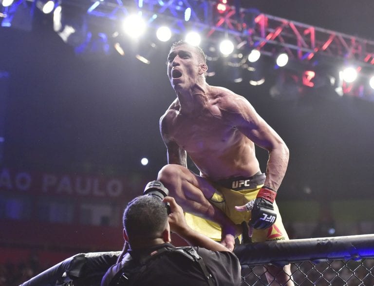Charles Oliveira Submits Jim Miller To Extend Record
