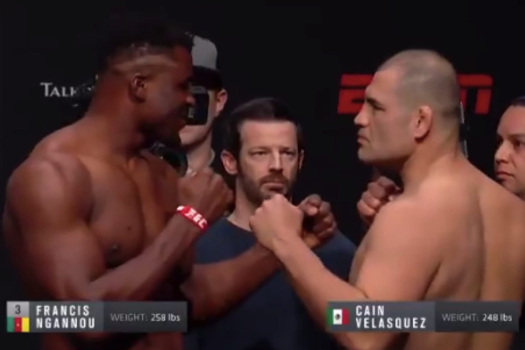 Video: Watch Francis Ngannou & Cain Velasquez' Final UFC Phoenix Staredown 1 CainNgannou5