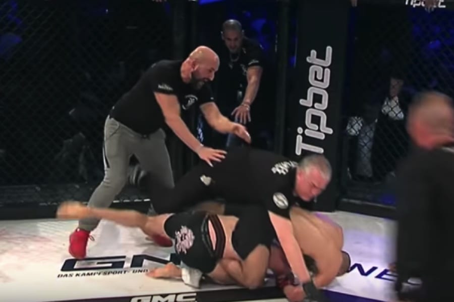 Video: Pandemonium Breaks Out When German MMA Ref Misses Towel Thrown 1 GermanMMA1