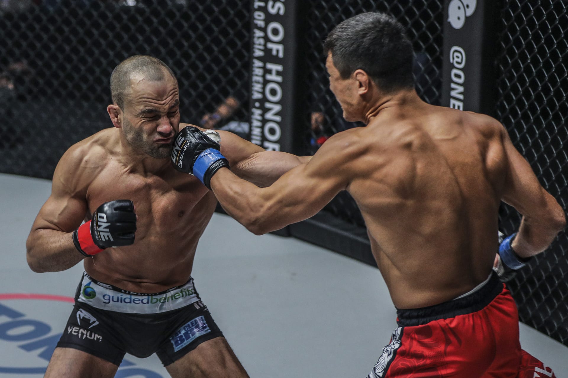 Highlights: Timofey Nastyukhin Demolishes Eddie Alvarez 1 DC 6263