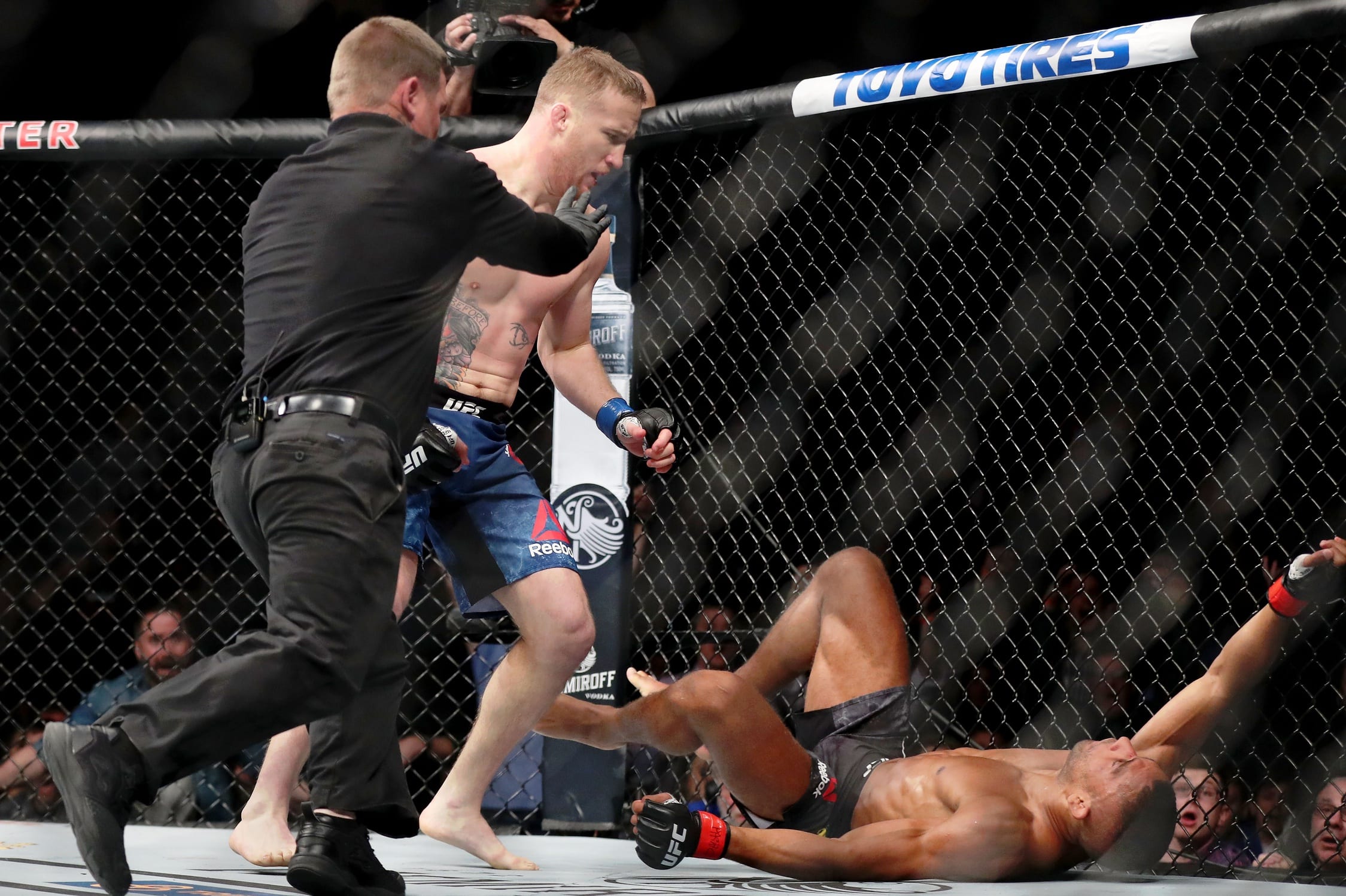 Twitter Reacts To Justin Gaethje Destroying Edson Barboza At UFC Philadelphia 1 USATSI 12448300 168382968 lowres