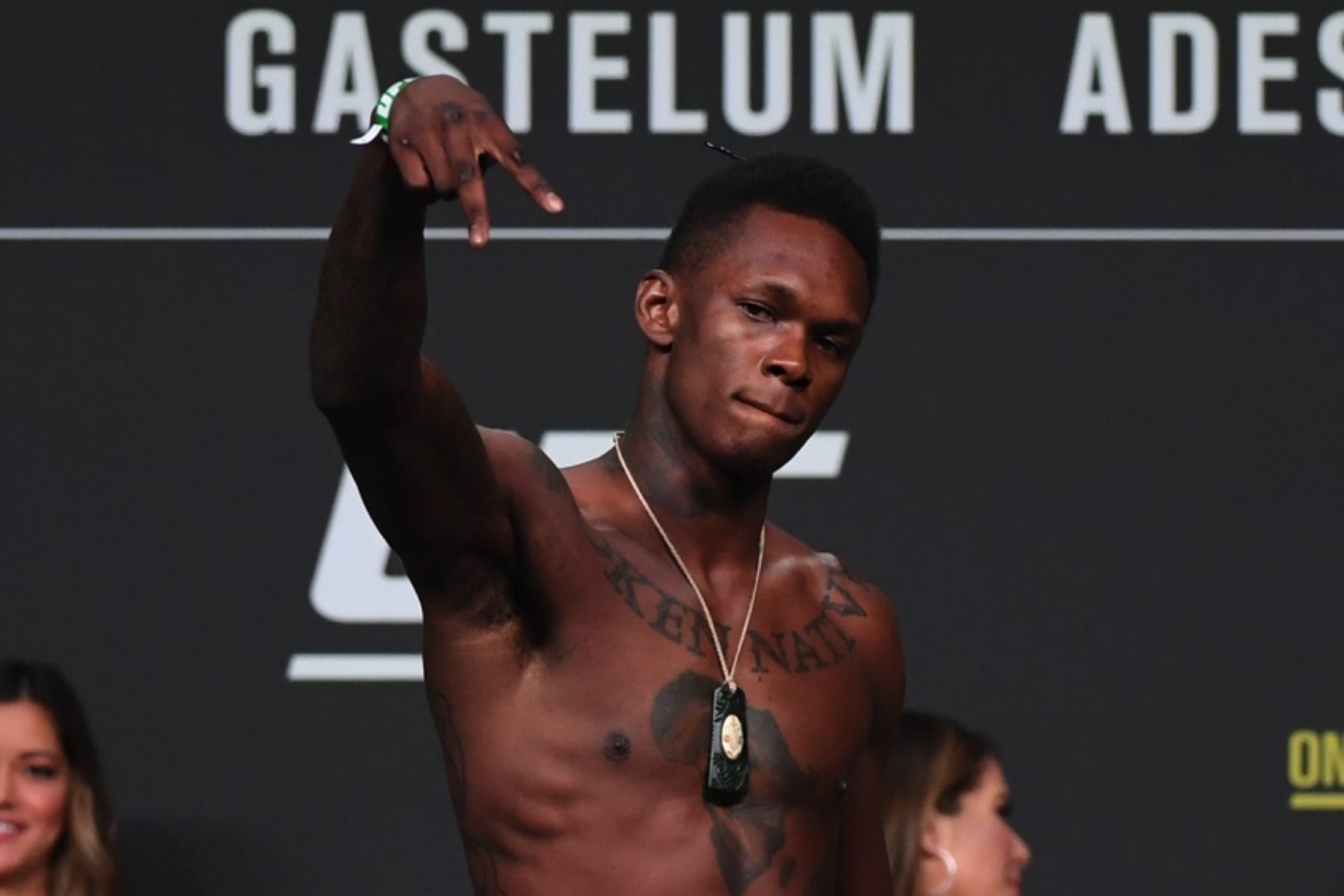 UFC 236 Salaries: Israel Adesanya Banks Big For Title-Winning War 1 AdesanyaWeighIn10