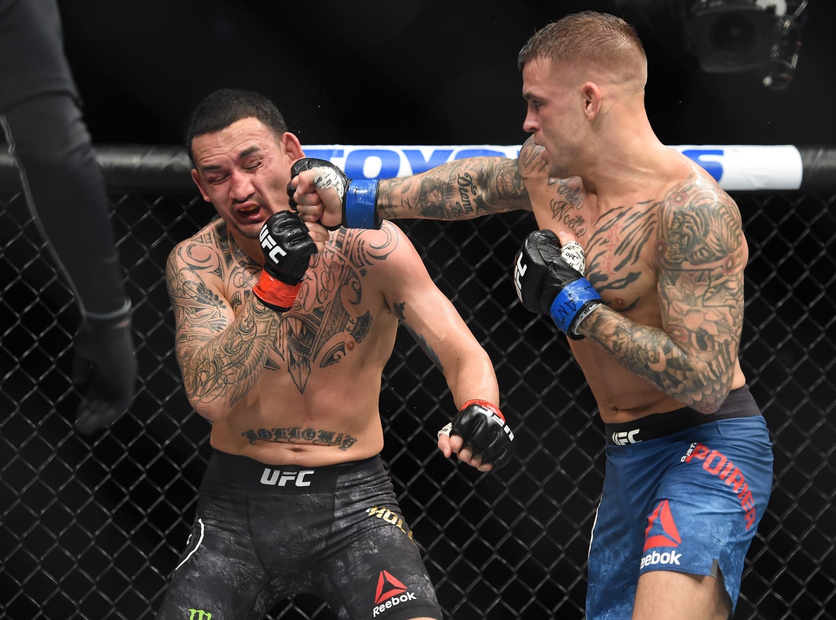 Dustin Poirier vs. Max Holloway Full Fight Video Highlights