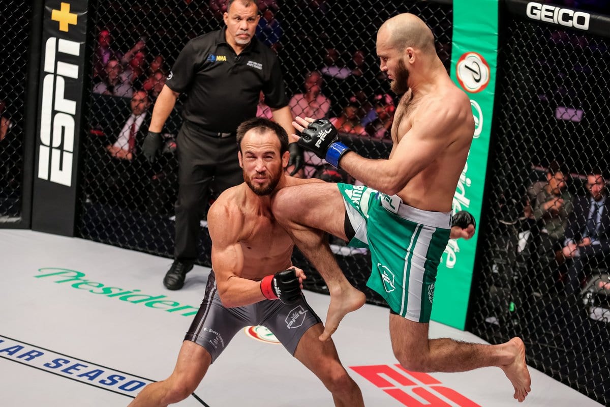 Highlights: Movlid Khaibulaev Obliterates Damon Jackson With Flying Knee 1 Movlid Khaybulaev