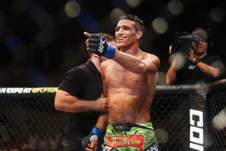 UFC Rochester Results: Charles Oliveira Hammers Nik Lentz