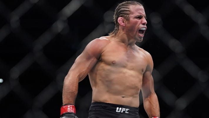 Urijah Faber Says He Suffered Shoulder Injury Before UFC Sacramento