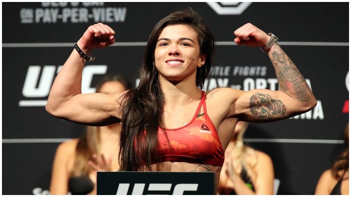 Claudia Gadelha Believes She Is On Weili Zhang’s Level