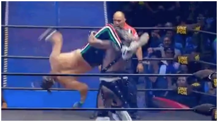 Cain Velasquez Looked Spectacular In Pro Wrestling Debut