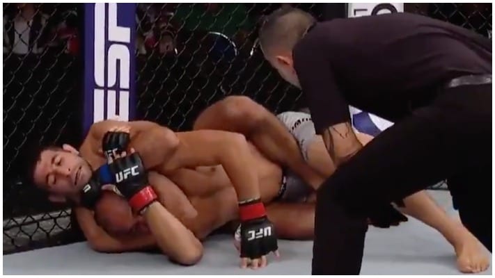 Beneil Dariush Sinks In Rear-Naked Choke On Frank Camacho – UFC Singapore Highlights