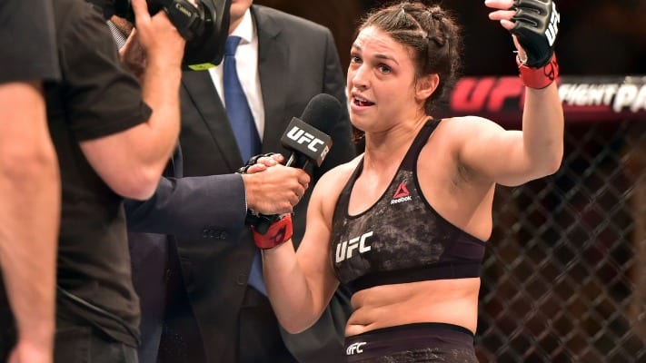 Mackenzie Dern Faces Ariane Carnelossi At UFC Lincoln