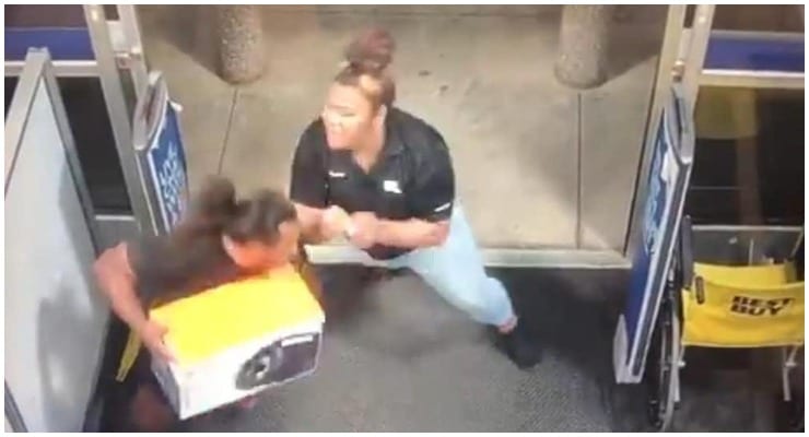 Best Buy Employee Gets Job Offer From Dana White After Stopping Thief In Viral Video 1 pjimage 38