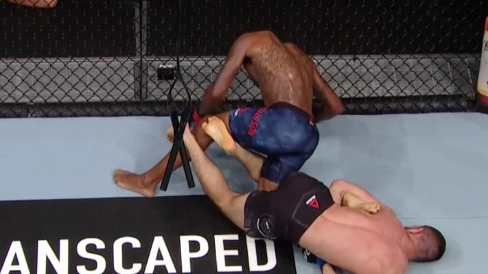 Thiago Moises Locks In Heel Hook On Michael Johnson – UFC Jacksonville Highlights