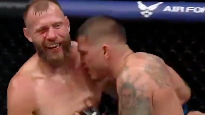 Anthony Pettis Tops Donald Cerrone In Back-And-Forth Brawl – UFC 249 Highlights