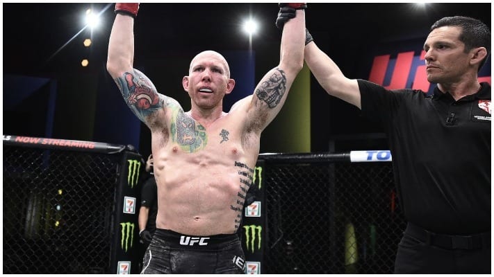 Josh Emmett Explains What It’s Like Fighting With A Torn ACL