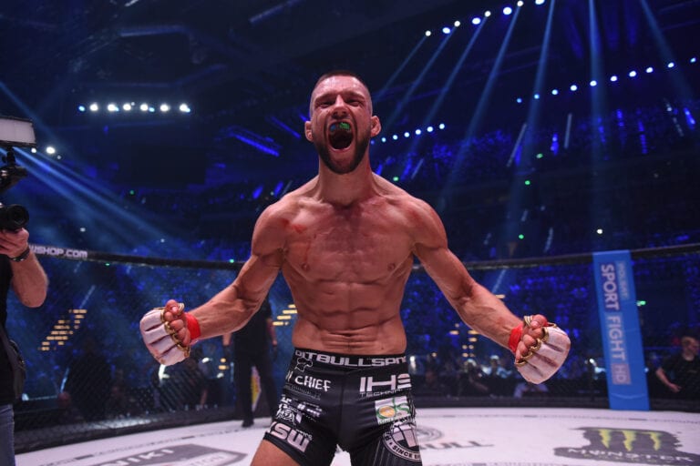 Mateusz Gamrot Defends Lightweight Title at KSW 54