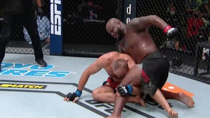 Derrick Lewis Pounds Aleksei Oleinik – UFC Vegas 6 Highlights