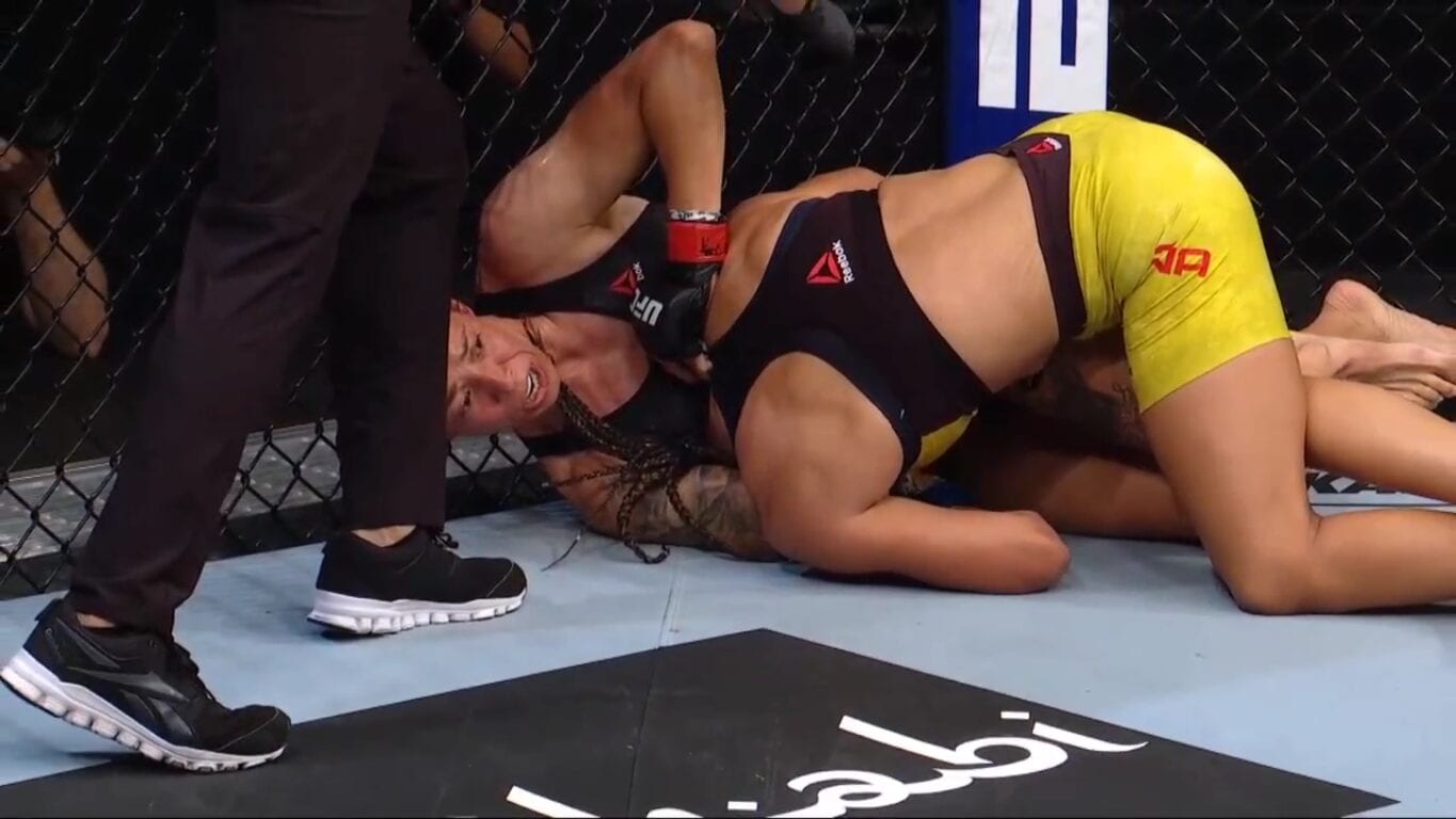 Germaine de Randamie Stops Julianna Peña With Late Guillotine - UFC Fight Island 4 Highlights 1 de randamie