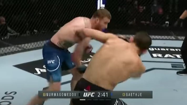 UFC 254 Scorecards: 2 Judges Had Justin Gaethje Winning First Round 1 Gaethje