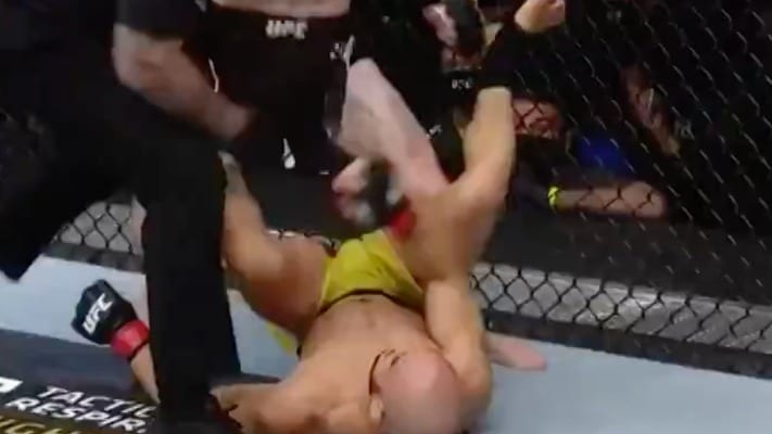 Marlon Moraes: Stoppage In Defeat To Cory Sandhagen Was 'Little Early' 1 Moraes