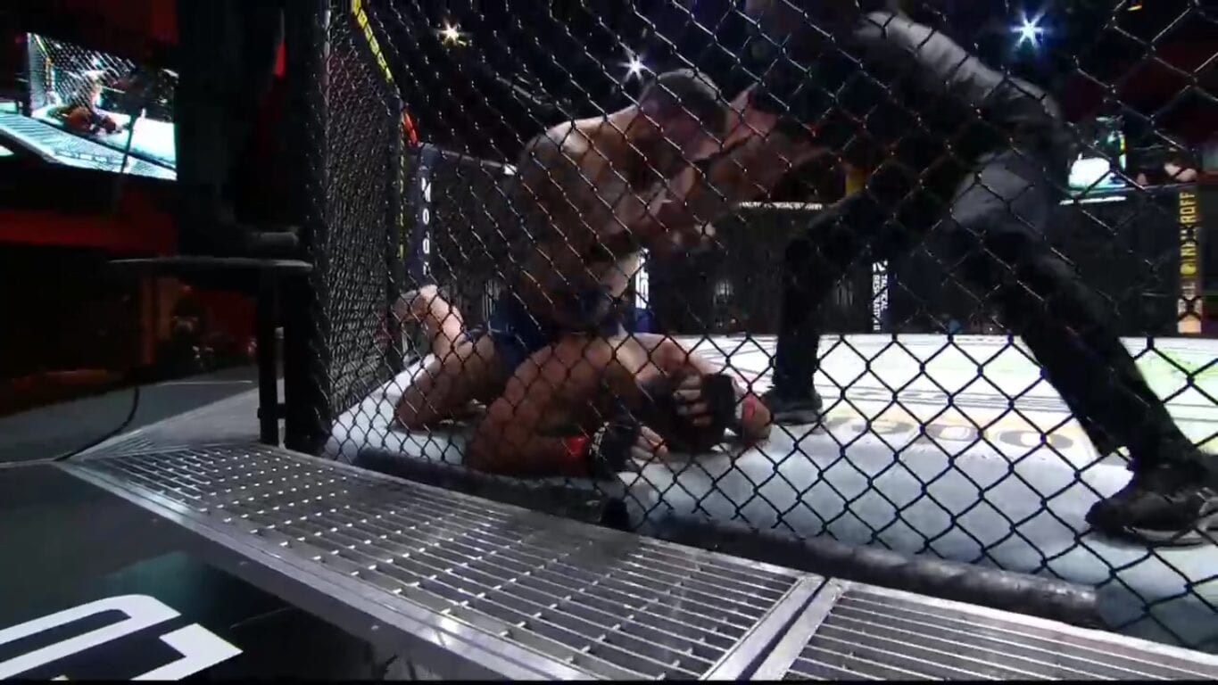 Paul Craig Survives 'Oil Check' As Shogun Rua Taps To Strikes - UFC 255 Highlights 1 Craig