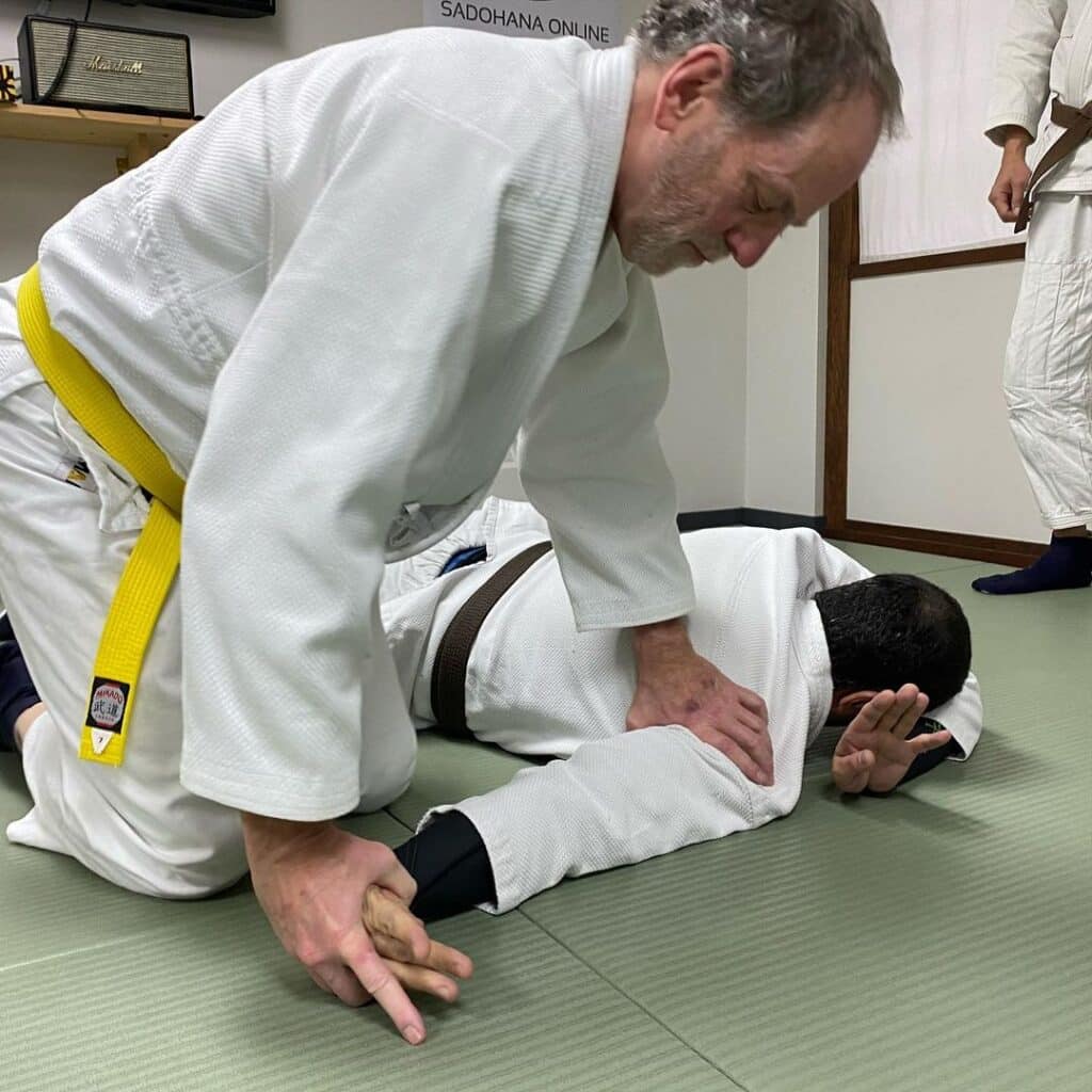 Wrist Locks - BJJ Technique Explained 2 Wrist Locks
