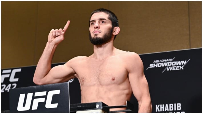 Islam Makhachev Hoping For Title Shot Next, Believes Dustin Poirier Will Become Champion