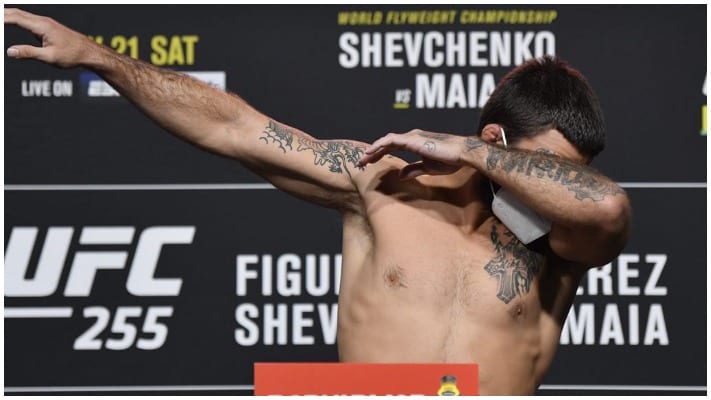 Mike Perry Explains Botched Weight Cut Ahead Of UFC 255