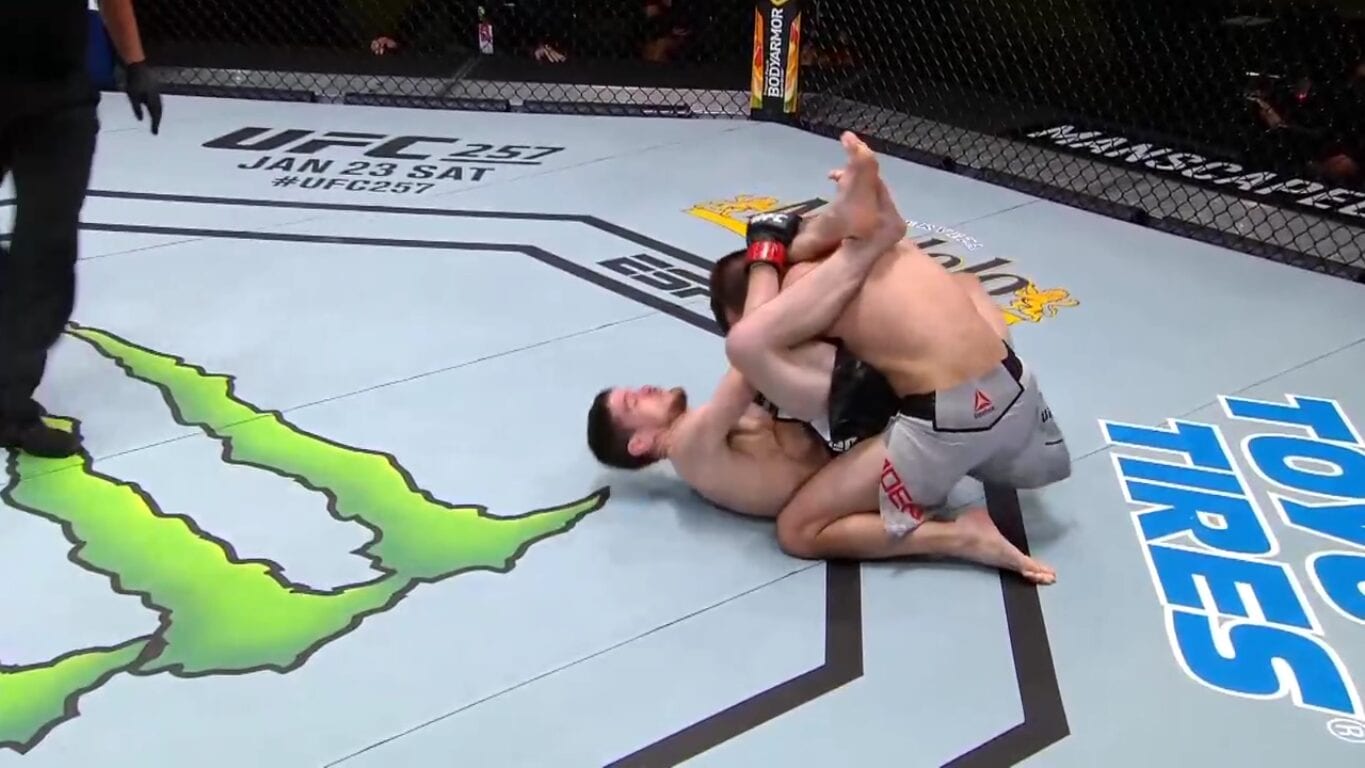 Jimmy Flick Stops Cody Durden With Highlight-Reel Flying Triangle - UFC Vegas 17 Highlights 1 Flick