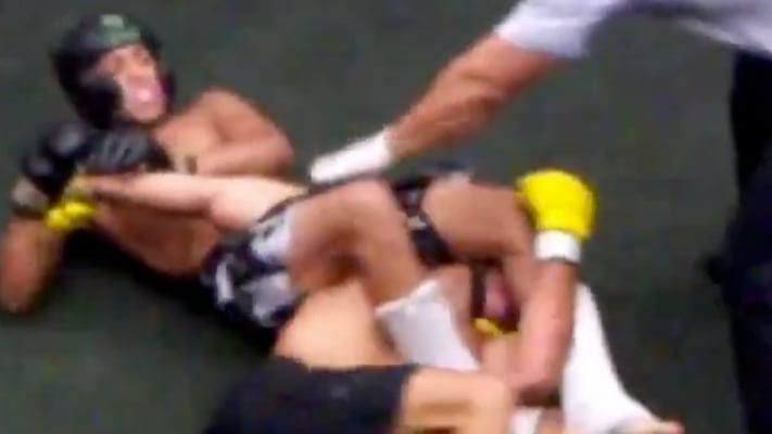 Watch Charles Oliveira Score A Lightning-Quick Submission Win In Amateur MMA Debut (Video)