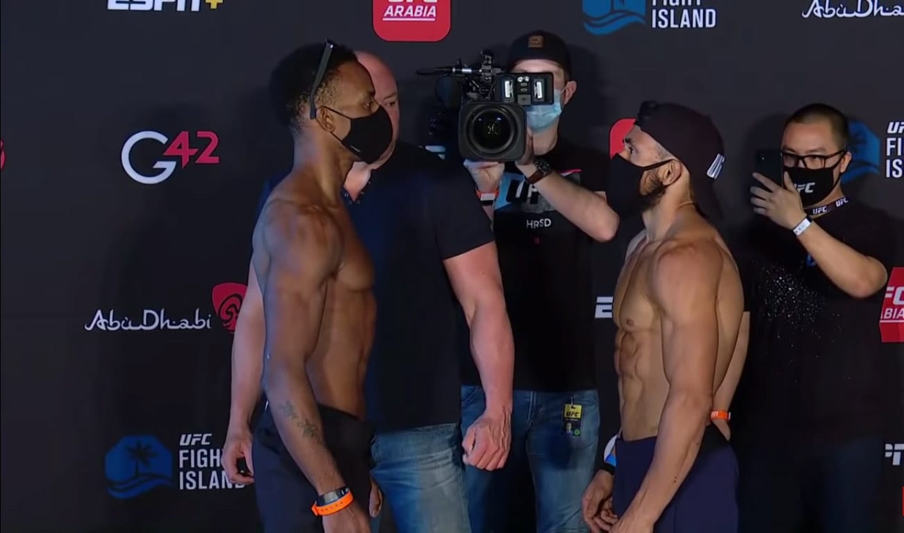 Lerone Murphy Decisions Douglas Silva de Andrade - UFC Fight Island 8 Results 1 Murphy