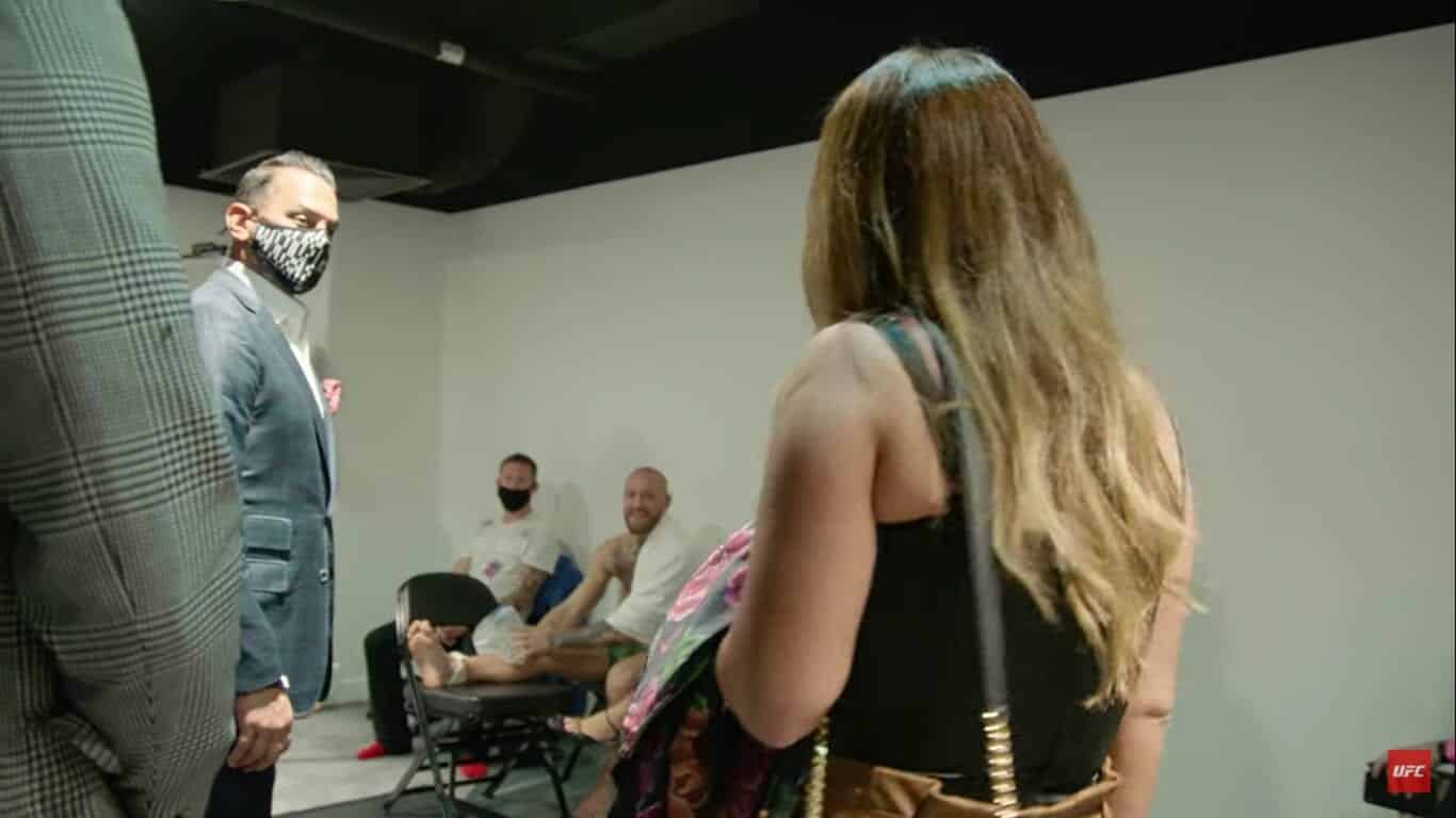 VIDEO | Poirier's Wife Thanks McGregor For Charity Donation At UFC 257 1 Dustin Poirier