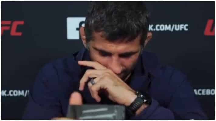 Beneil Dariush Tears Up While Receiving Comeback Of The Year Award 1 Beneil Dariush