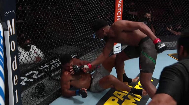 Kennedy Nzechukwu Rallies To Knockout Carlos Ulberg – UFC 259 Highlights