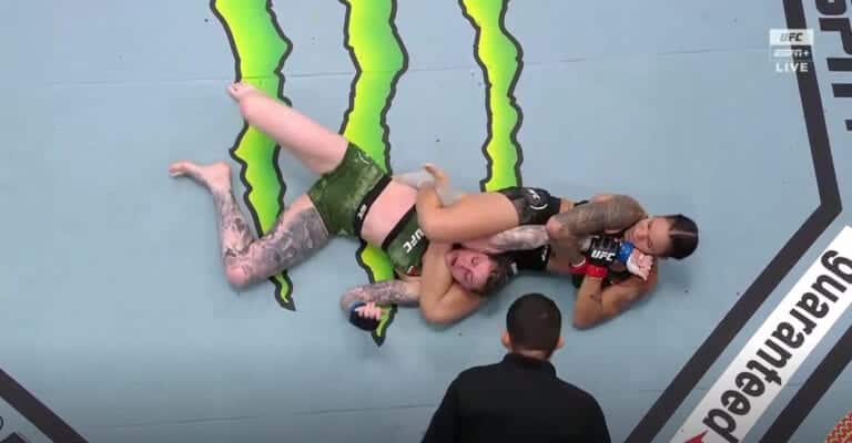 Amanda Nunes Submits Megan Anderson With Effortless Armbar – UFC 259 Highlights
