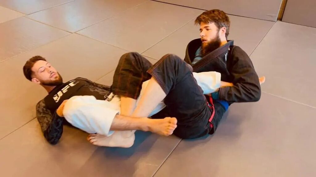 Tarikoplata - BJJ Technique Explained 2 Tarikoplata