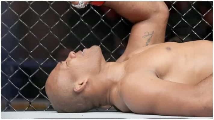 Jacare Souza To Undergo Surgery On Broken Arm Suffered At UFC 262