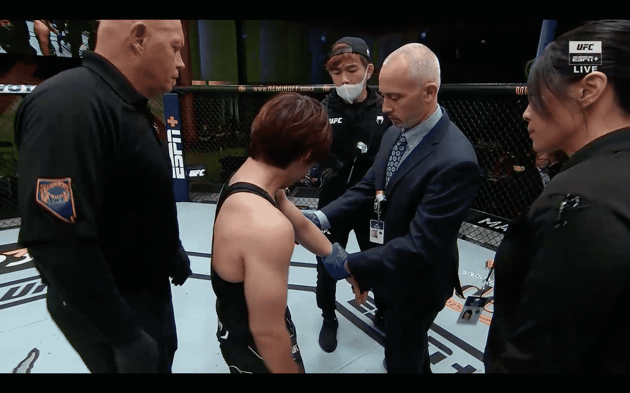 Virna Jandiroba Scores Doctor Stoppage Win After Kanako Murata Suffers Arm Injury - UFC Vegas 29 Highlights 1 Jandiroba
