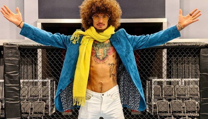 Sean O'Malley Will Face Kris Moutinho At UFC 264 1 Sean O’Malley poses in the Dana White’s Contender Series cage in Las Vegas.