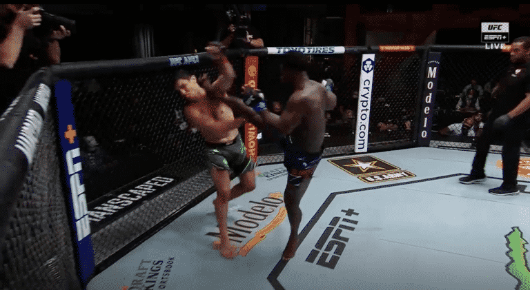 Abdul Razak Alhassan KO’s Alessio Di Chirico With 17-Second High Kick – UFC Vegas 35 Highlights