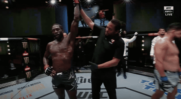 Jared Cannonier Takes Unanimous Decision Win Over Kelvin Gastelum – UFC Vegas 34 Highlights