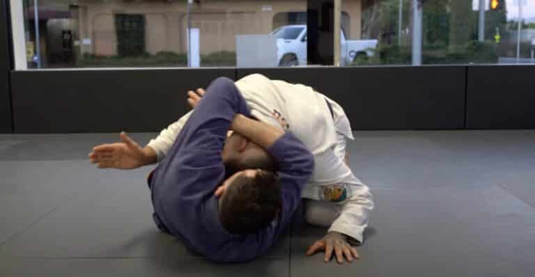 Loop Choke – BJJ Submission