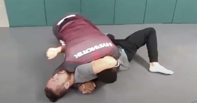 Von Flue Choke – BJJ Submission