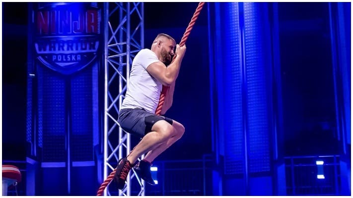 Jan Blachowicz Wipes Out on Poland ‘Ninja Warrior’ Appearance