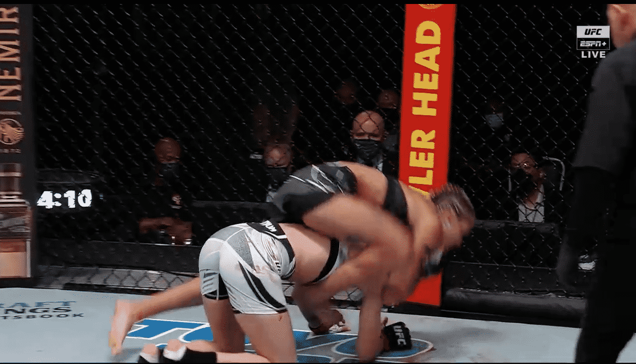 Mariya Agapova Drops, Submits Sabina Mazo In Impressive Main Card Win - UFC Vegas 39 Highlights 1 Mariya Agapova