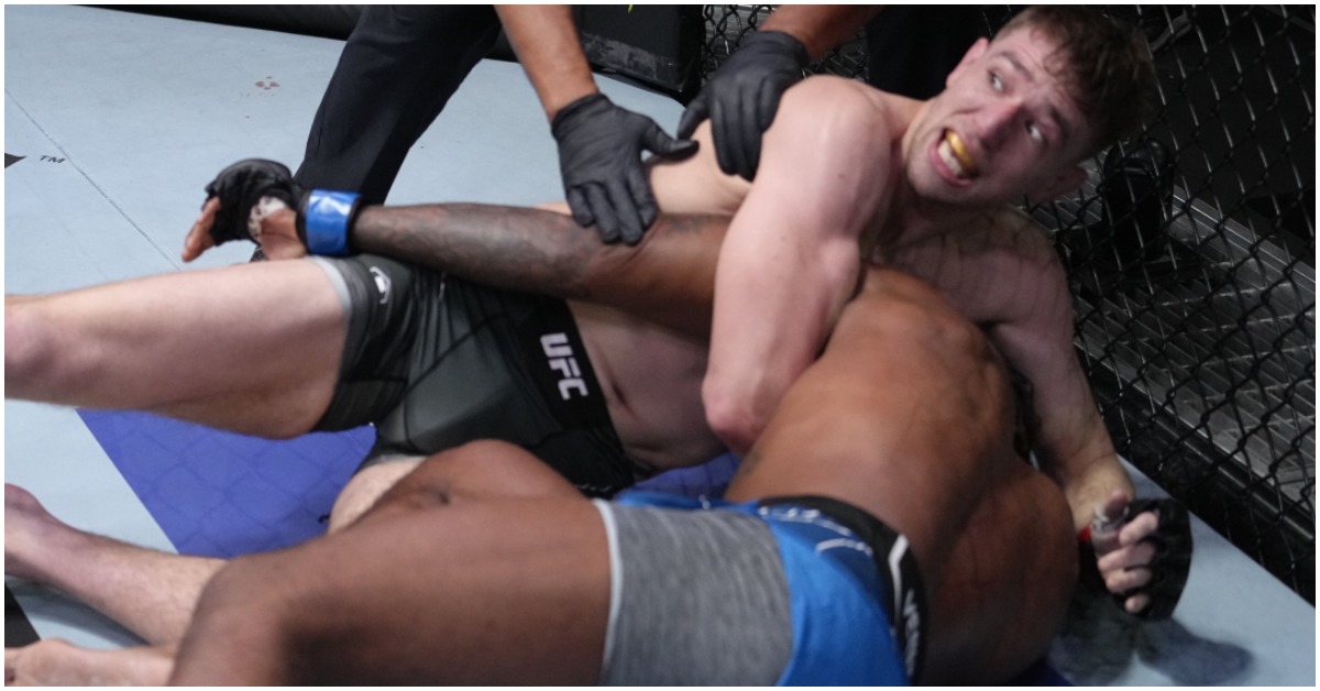 Kyle Daukaus Taps Jamie Pickett - UFC Vegas 48 Highlights 1 Kyle Daukaus