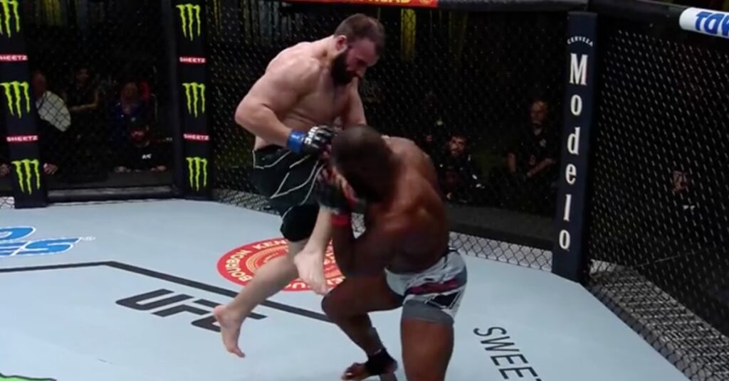 Azamat Murzakanov Defeats Tafon Nchukwi With Massive Flying Knee UFC